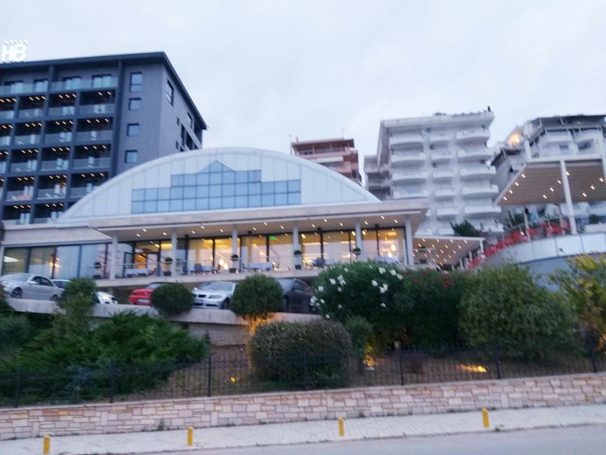 Iraa'S Apartment Саранде Екстериор снимка